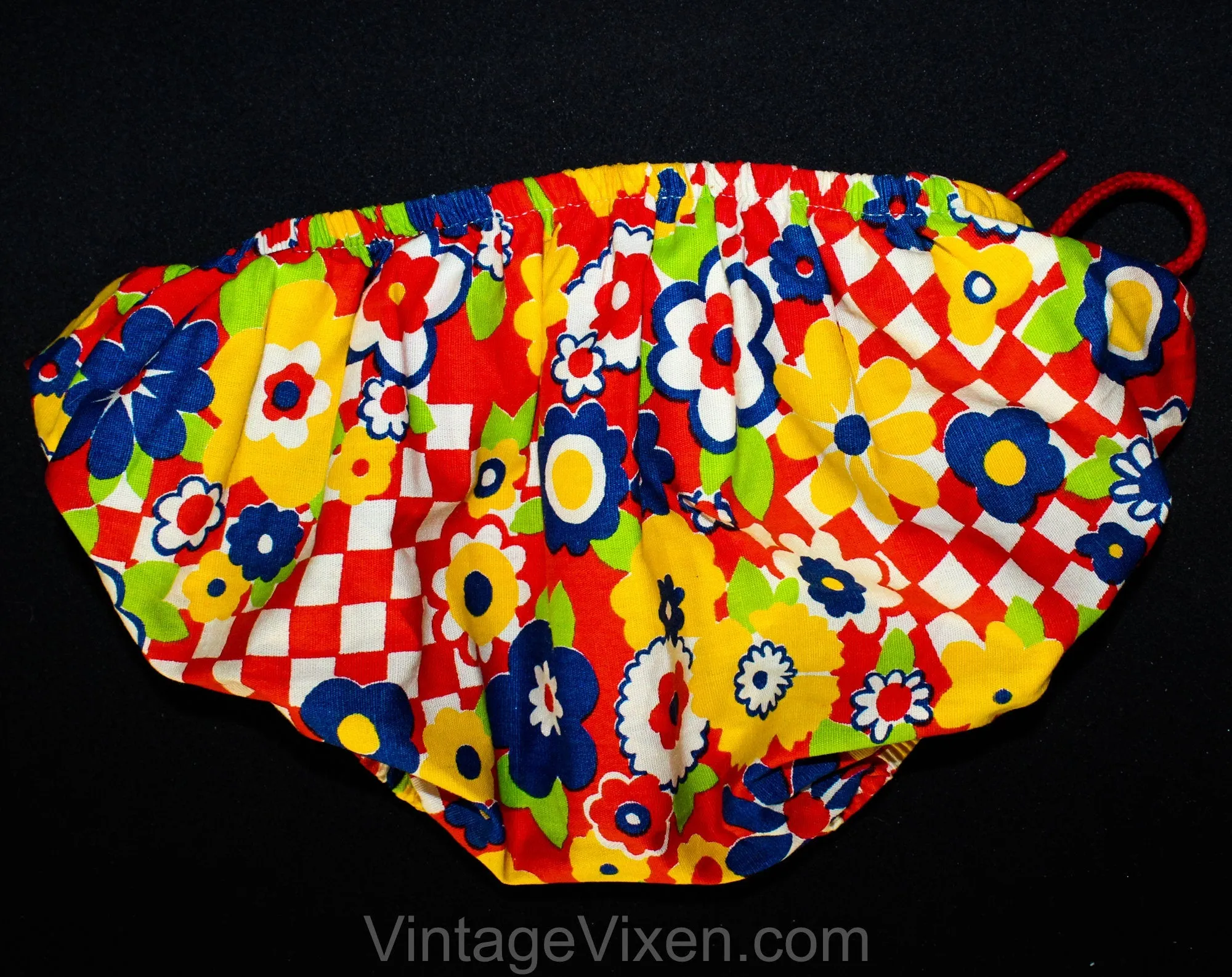 Beach Bunny 1960s Girl's Bikini - Size 10 Childs Swim Wear - Summer Red Psychedelic 60s Daisy Print Two Piece Bathing Suit - Chest 27 to 29