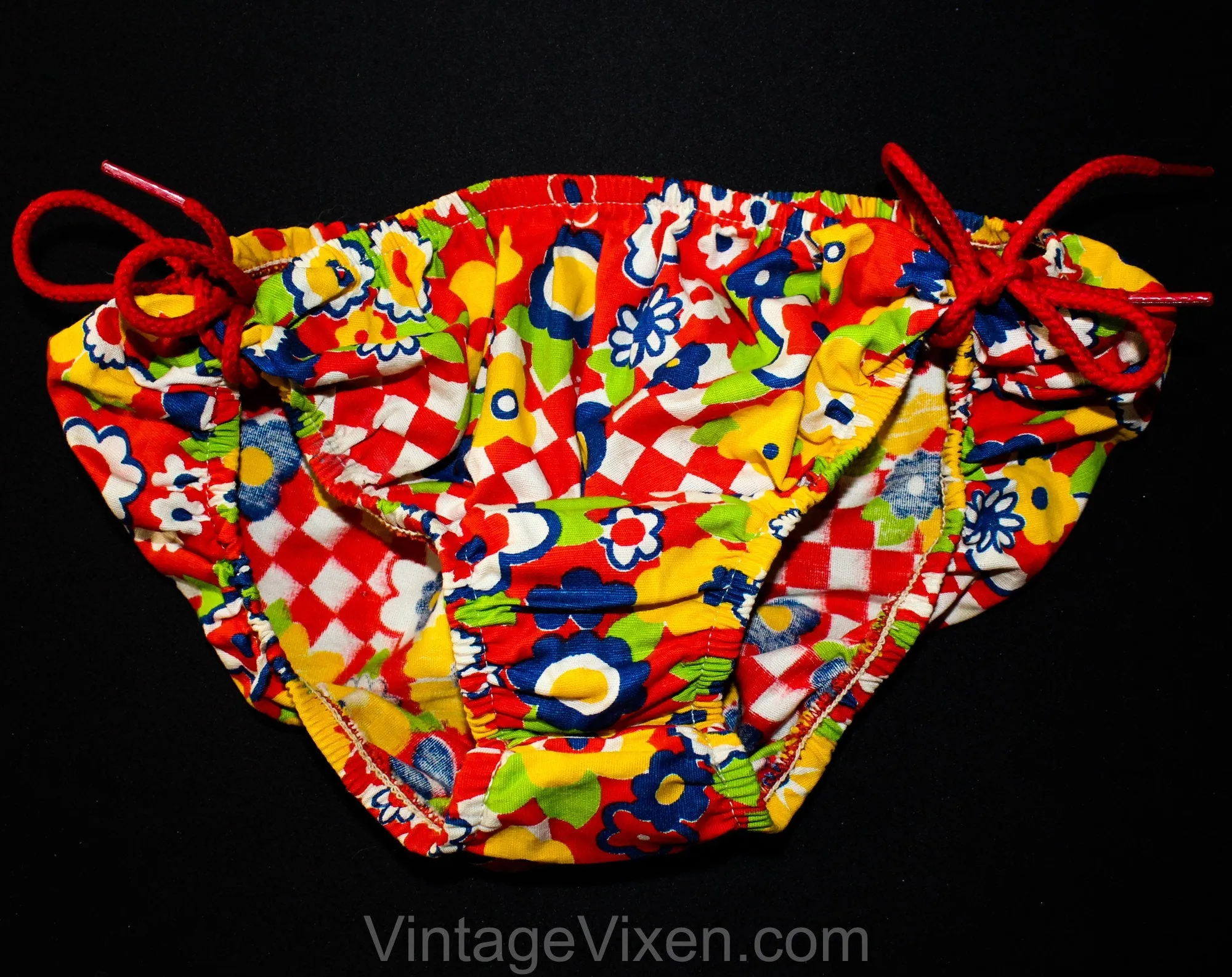 Beach Bunny 1960s Girl's Bikini - Size 10 Childs Swim Wear - Summer Red Psychedelic 60s Daisy Print Two Piece Bathing Suit - Chest 27 to 29