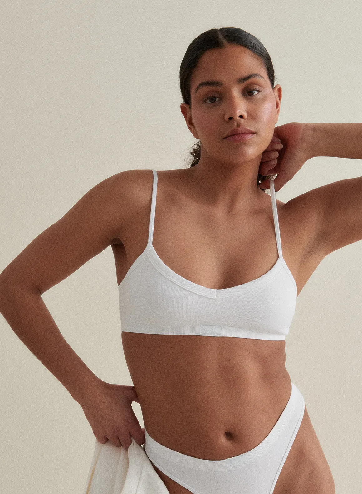 White Seamless Bra
