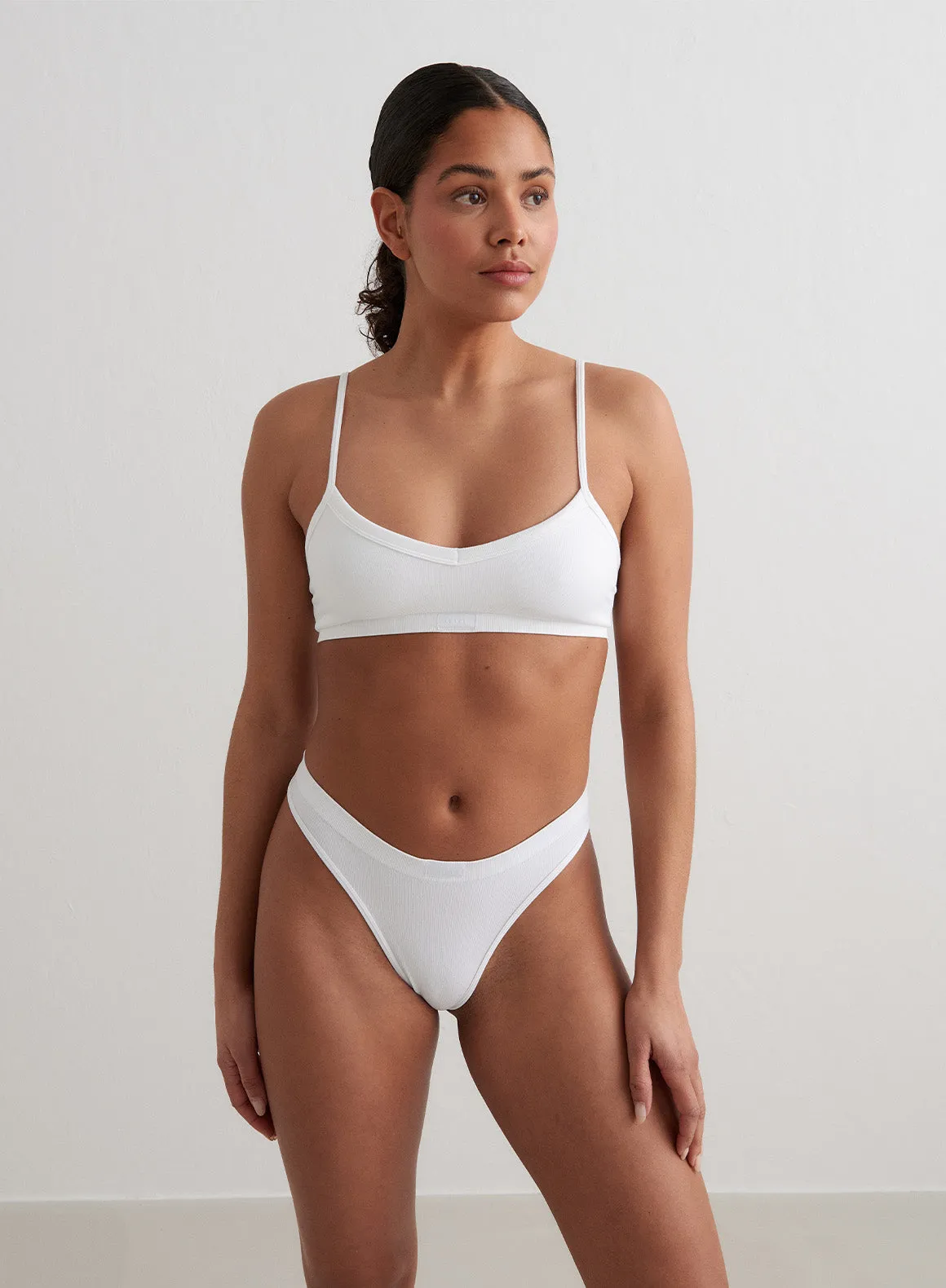 White Seamless Bra